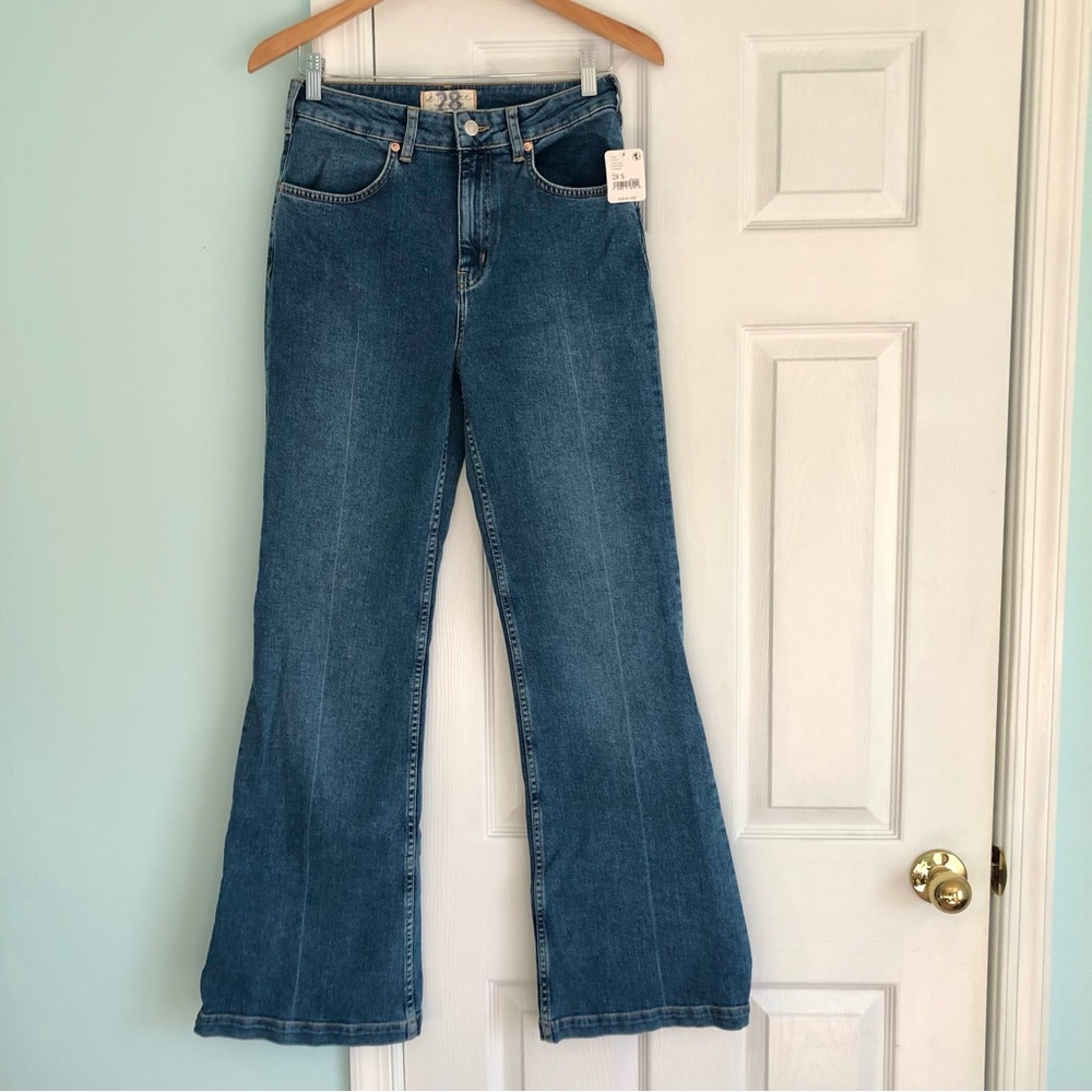 SOLD ON ♏️ NEW Somewhere Over The Rainbow Jeans by Free People - Picture 4 of 10